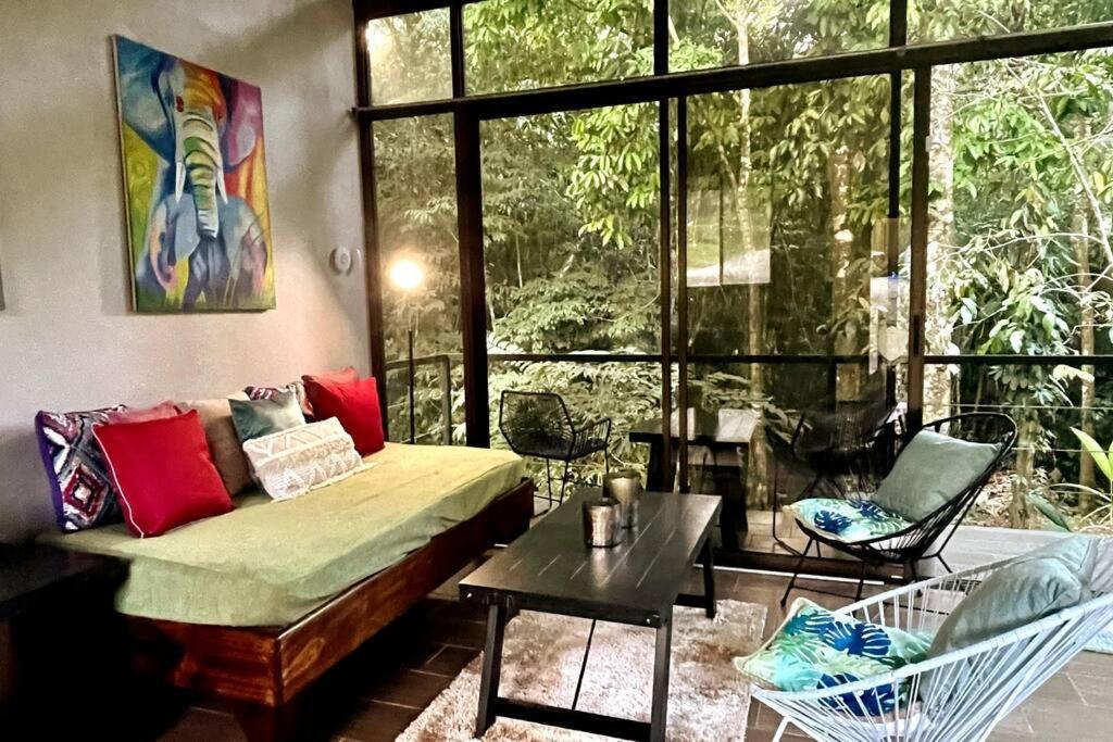 An Abundance Of Wildlife At Jungle Glory Home Abajo Manuel Antonio Extérieur photo